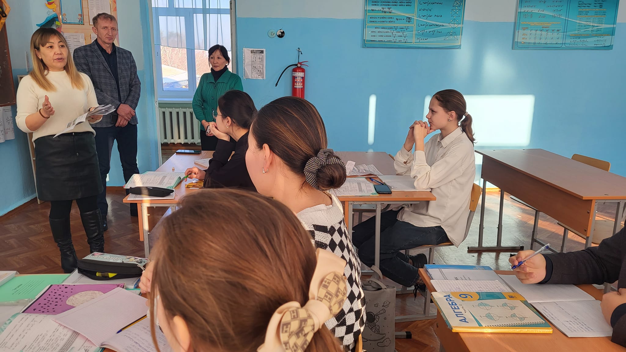 Представители Петровского аграрно- технического колледжа ознакомили 9 классников со специальностями учебного заведения